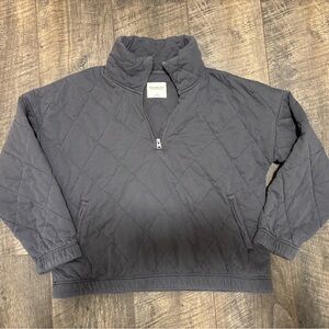 Abercrombie & Fitch Gray Quilted Sweater